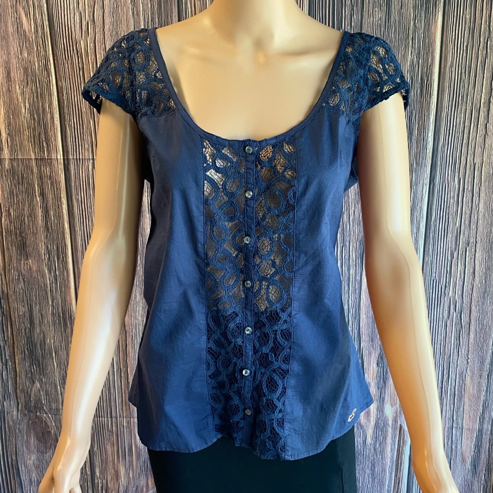 Hollister navy dark blue boho lace detail button down size large - Picture 5 of 16